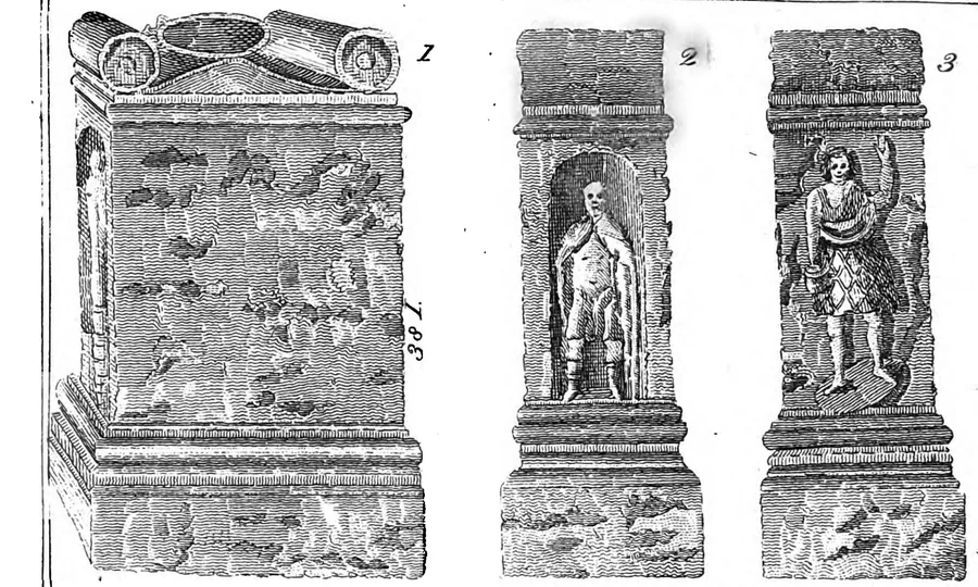 Engraving of a square Roman altar with a scrolled top and a plain, unfinished face, beside two narrow side panels, one carved with a cloaked figure standing in a niche and the other with a standing figure raising one arm